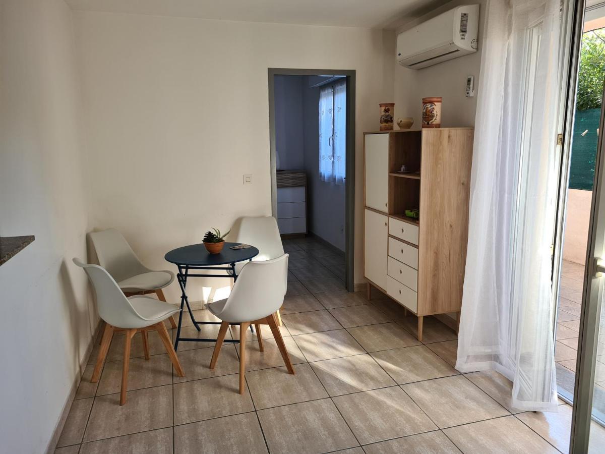 Superbe Appartement Avec Parking Gratuit Et Coin Exterieur Biguglia  Bagian luar foto